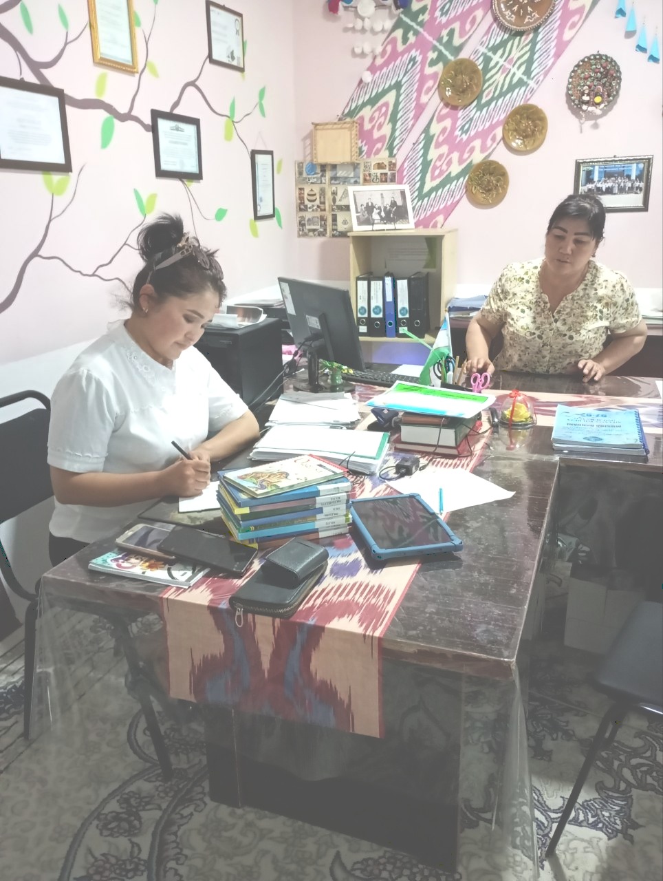 Bolajonlarga bering dunyoni.