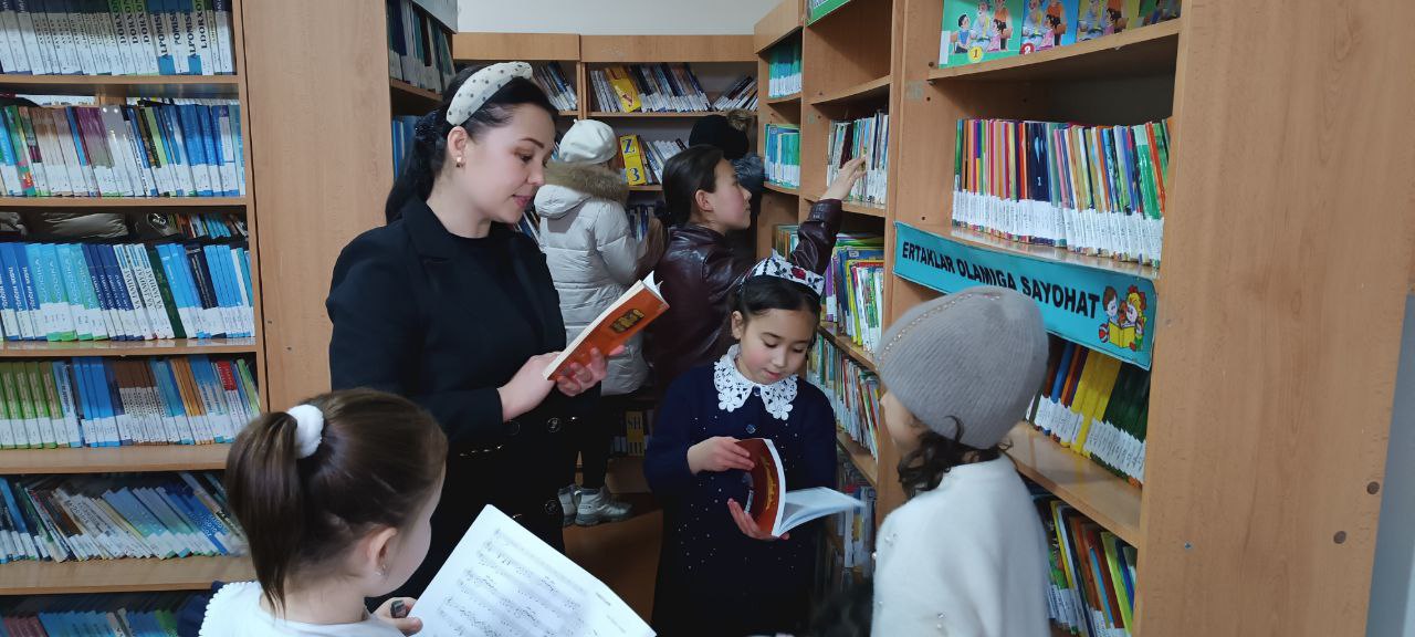 Kutubxonaga_sayohat