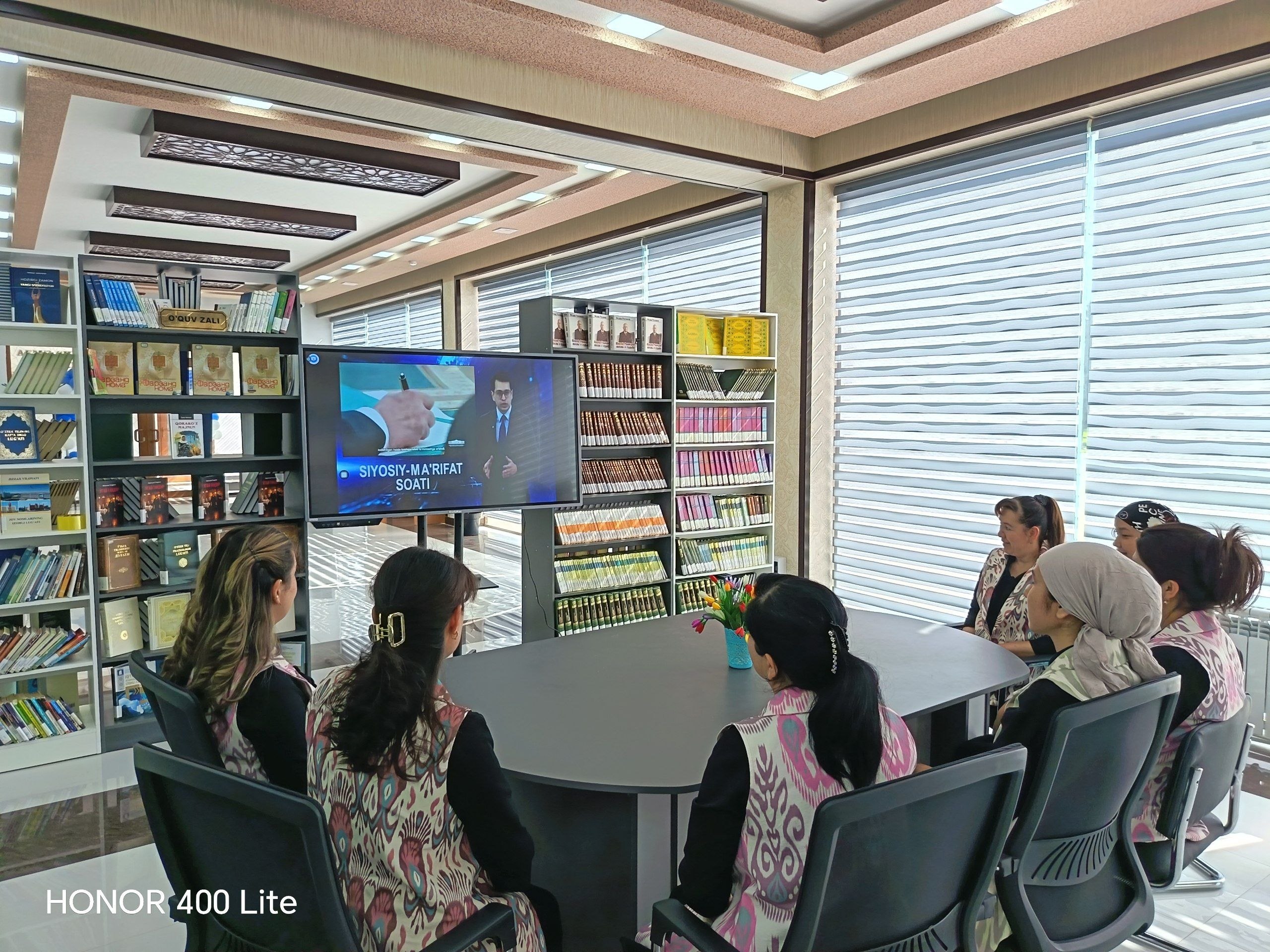 Siyosiy_ma’rifat_soati