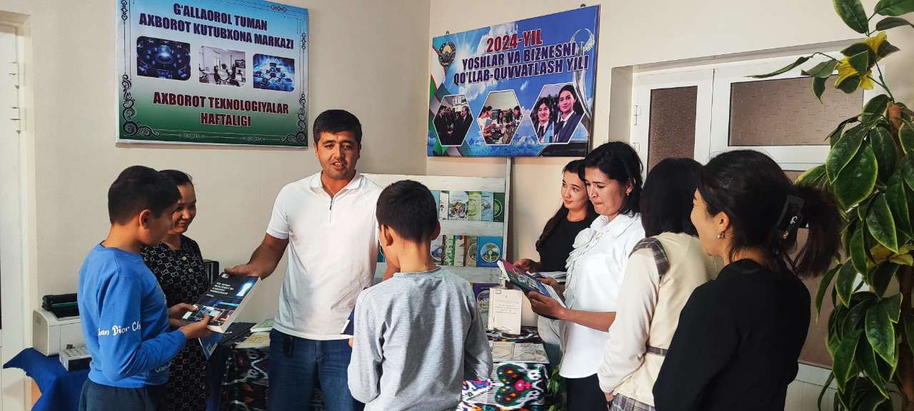 Axborot texnalogiyalariga oid kitoblar ko’rgazmazi tashkil qilindi.